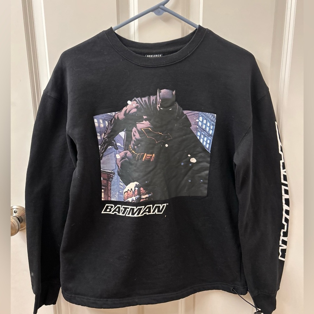 DC Comics Batman Night Watch Toggle Crewneck BoxLunch Exclusive Sweatshirt Small